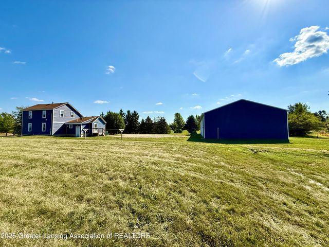4063 N Williams Road, St. Johns, MI 48879