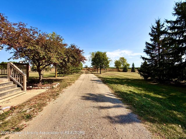 4063 N Williams Road, St. Johns, MI 48879