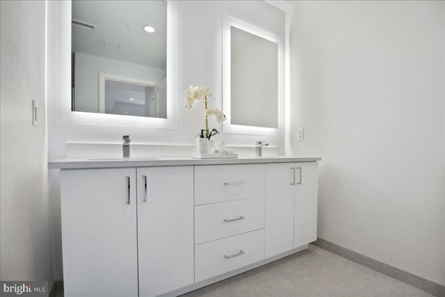 923 V ST NW #601, Washington, DC 20001