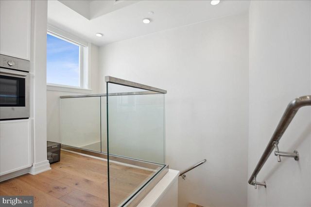 923 V ST NW #601, Washington, DC 20001