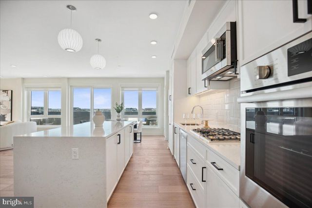 923 V ST NW #601, Washington, DC 20001