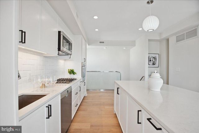 923 V ST NW #601, Washington, DC 20001