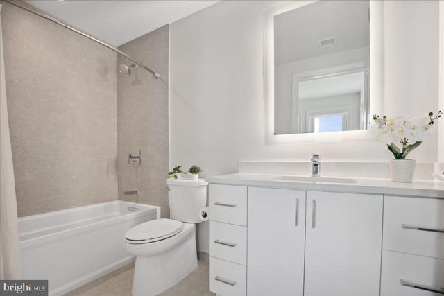 923 V ST NW #601, Washington, DC 20001