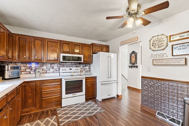 110 Andrea Court, Cleveland, IL 61241