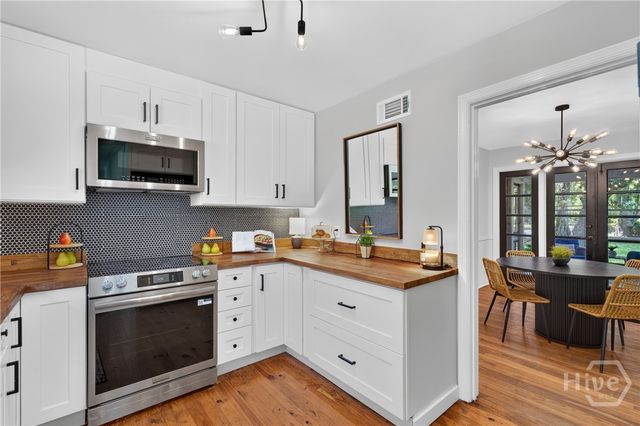 137 Brandywine Road, Savannah, GA 31405