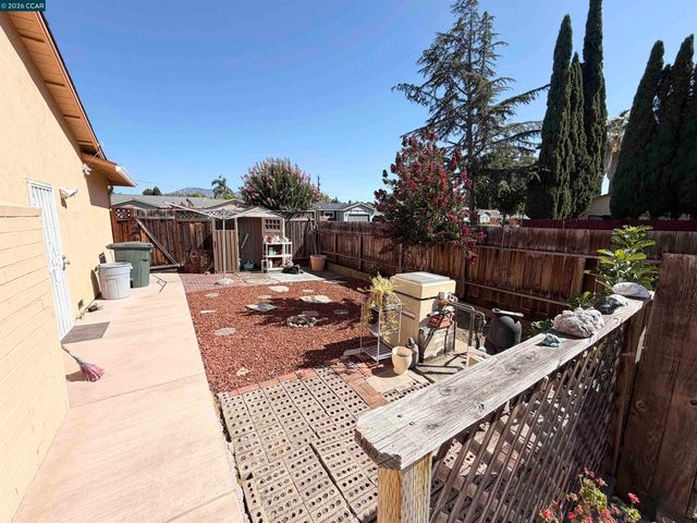 1615 Thornwood Dr, Concord, CA 94521