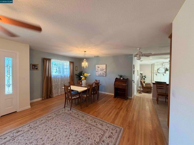 1615 Thornwood Dr, Concord, CA 94521