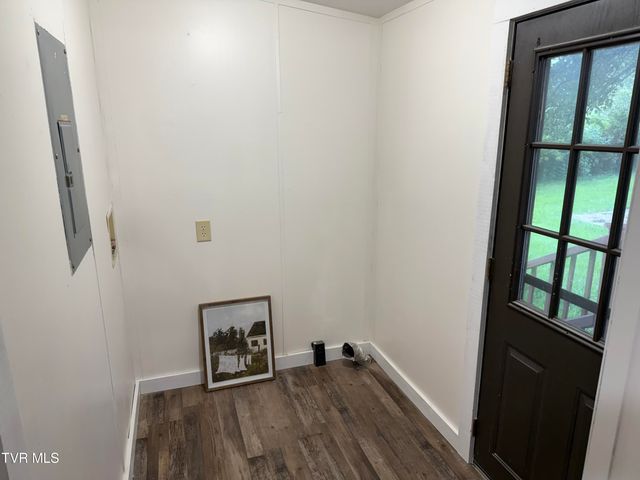 3534 Hwy 11w, Surgoinsville, TN 37873