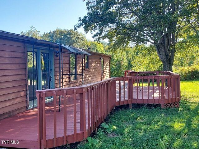 3534 Hwy 11w, Surgoinsville, TN 37873