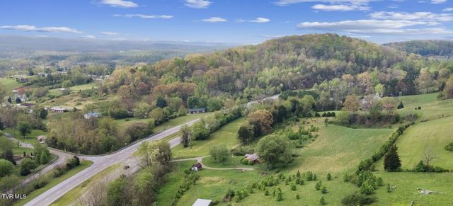 3534 Hwy 11w, Surgoinsville, TN 37873