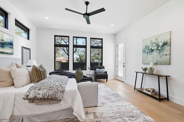 1607 Rabb RD, Austin, TX 78704