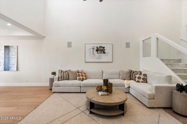 7955 E CHAPARRAL Road 17, Scottsdale, AZ 85250