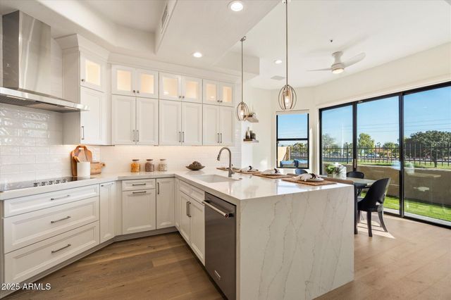 7955 E CHAPARRAL Road 17, Scottsdale, AZ 85250