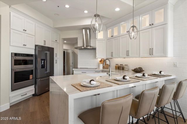 7955 E CHAPARRAL Road 17, Scottsdale, AZ 85250