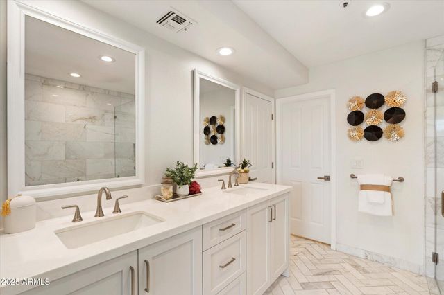 7955 E CHAPARRAL Road 17, Scottsdale, AZ 85250