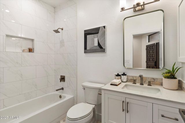 7955 E CHAPARRAL Road 17, Scottsdale, AZ 85250