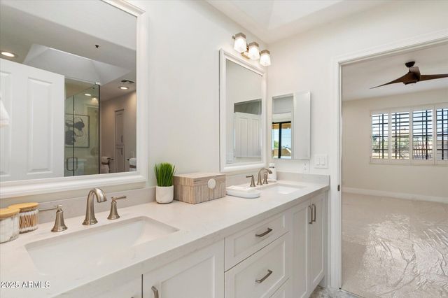 7955 E CHAPARRAL Road 17, Scottsdale, AZ 85250