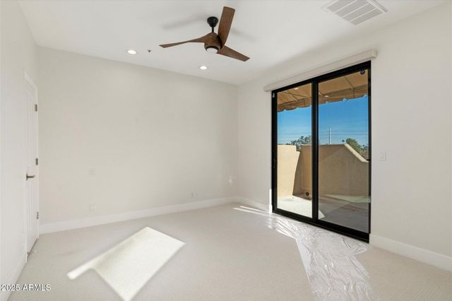 7955 E CHAPARRAL Road 17, Scottsdale, AZ 85250