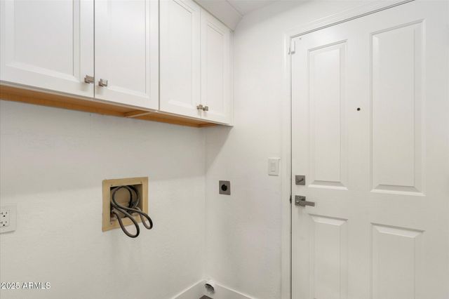 7955 E CHAPARRAL Road 17, Scottsdale, AZ 85250