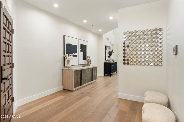 7955 E CHAPARRAL Road 17, Scottsdale, AZ 85250