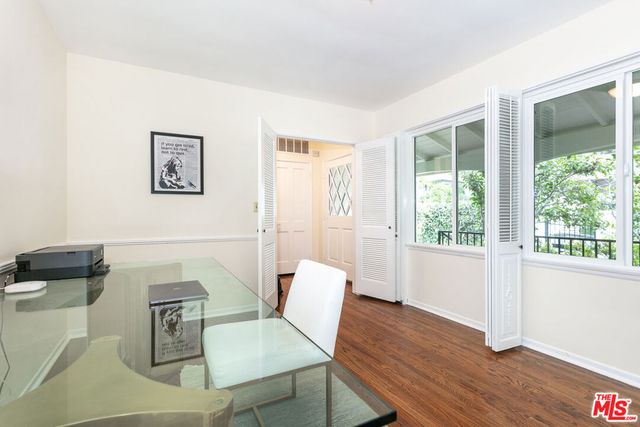 1117 Roscomare Road, Los Angeles, CA 90077