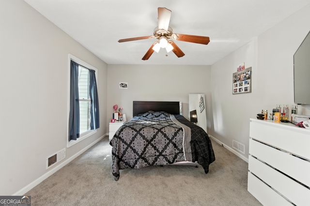 398 Patrick Henry Court, Riverdale, GA 30274