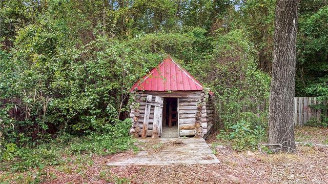 181 Cameron Pines Drive, Sanford, NC 27332