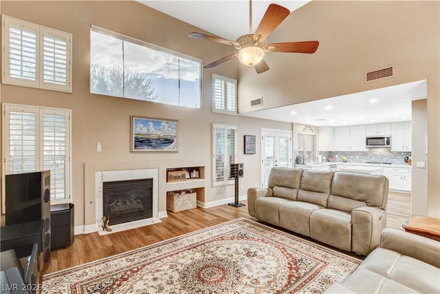 10133 Hill Country Avenue, Las Vegas, NV 89134