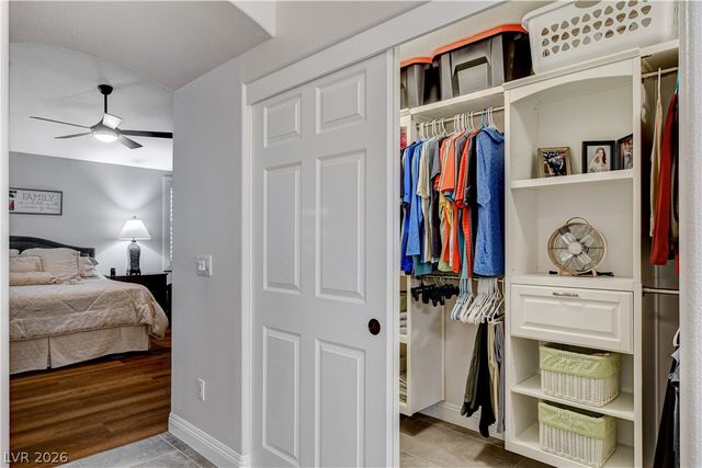 10133 Hill Country Avenue, Las Vegas, NV 89134