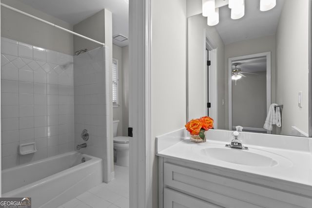 4094 Nobleman Point, Peachtree Corners, GA 30097