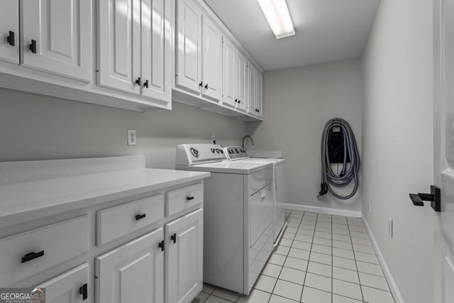 4094 Nobleman Point, Peachtree Corners, GA 30097