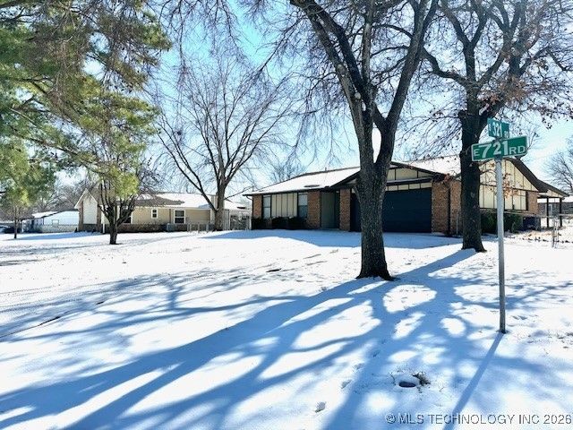 32112 E 721 Road, Wagoner, OK 74467