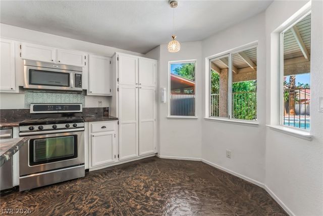 3024 Cloverbrook Street, Las Vegas, NV 89117