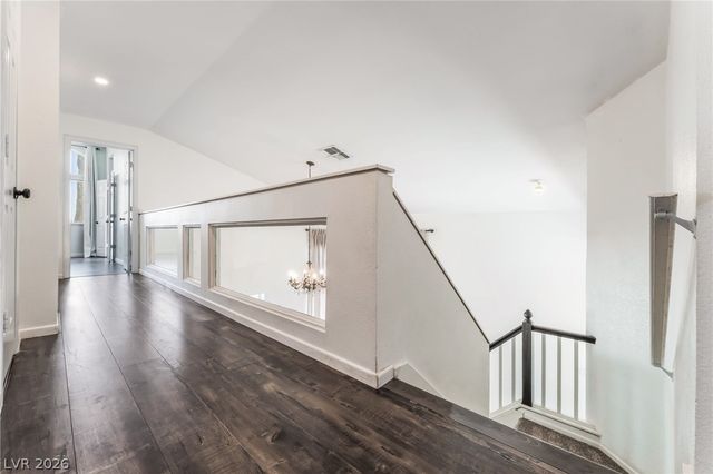 3024 Cloverbrook Street, Las Vegas, NV 89117