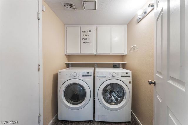 3024 Cloverbrook Street, Las Vegas, NV 89117