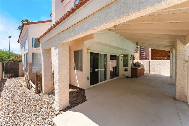 3024 Cloverbrook Street, Las Vegas, NV 89117