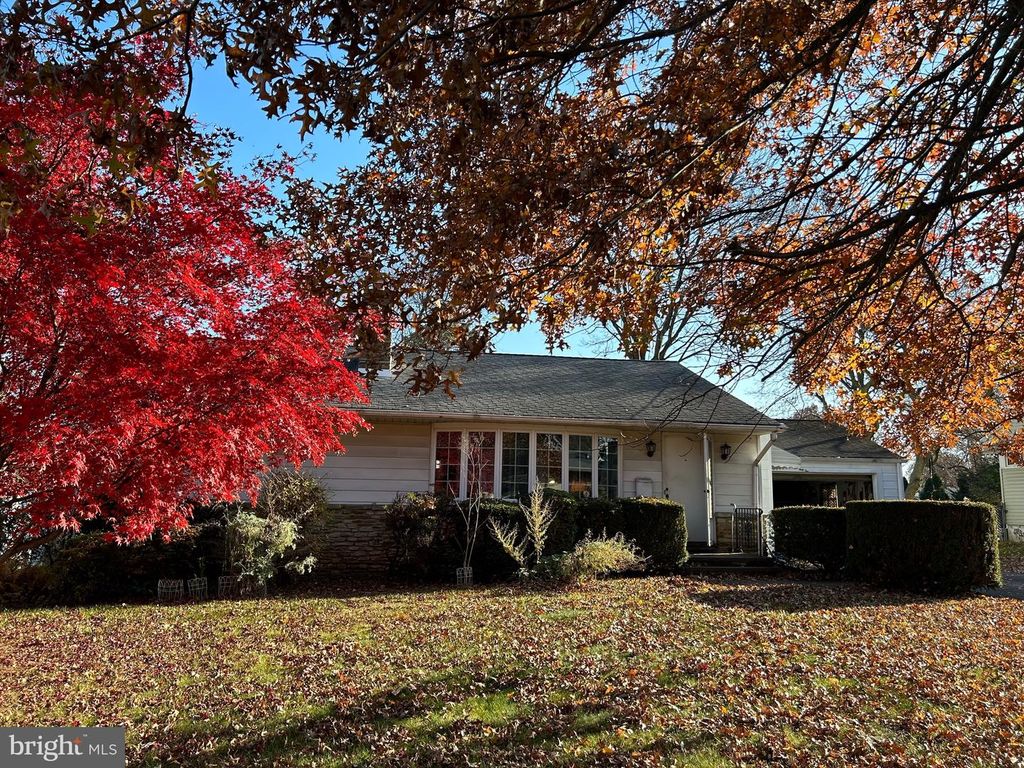 134 VILLANOVA DR, Trenton, NJ 08648