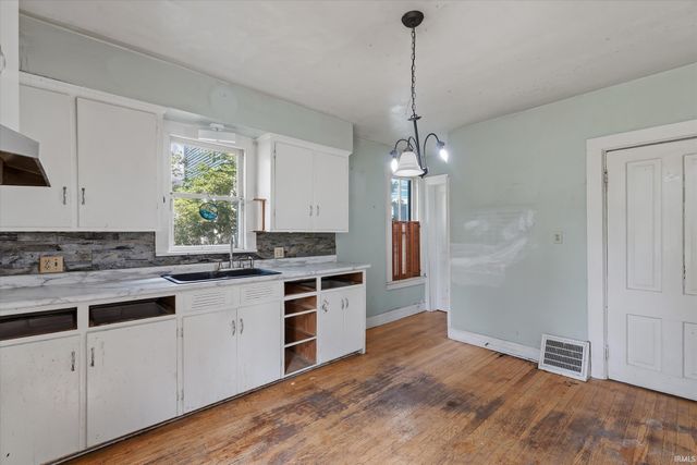 716 W Colfax Avenue, South Bend, IN 46601