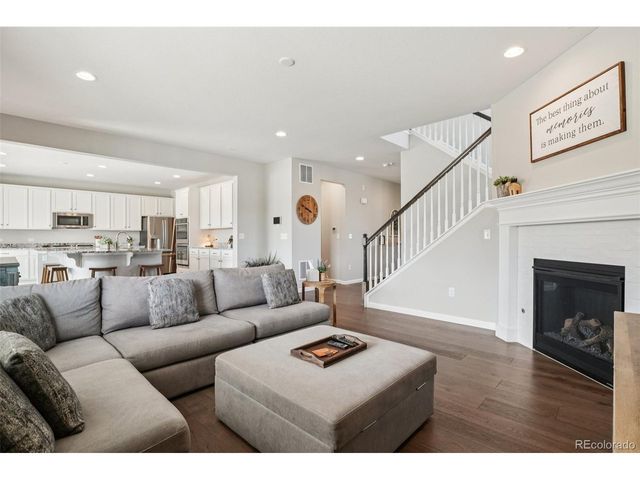 7136 S Vandriver Way, Aurora, CO 80016