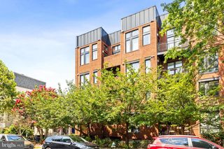 245 15TH ST SE #105, Washington, DC 20003