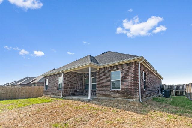 1022 Springview Lane, Mabank, TX 75147