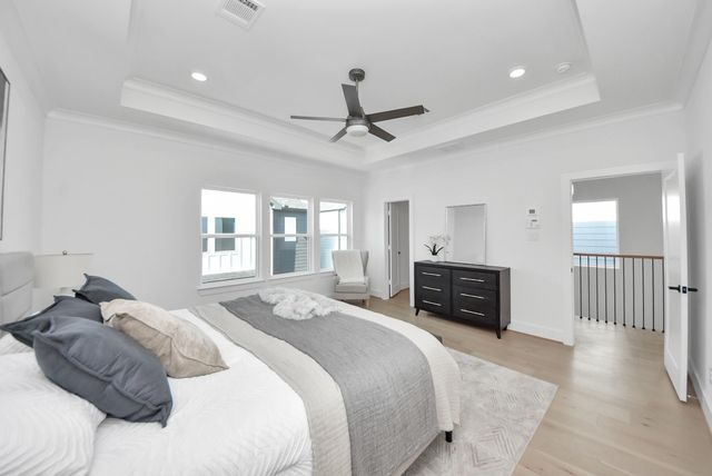 923 Fisher Street E, Houston, TX 77018