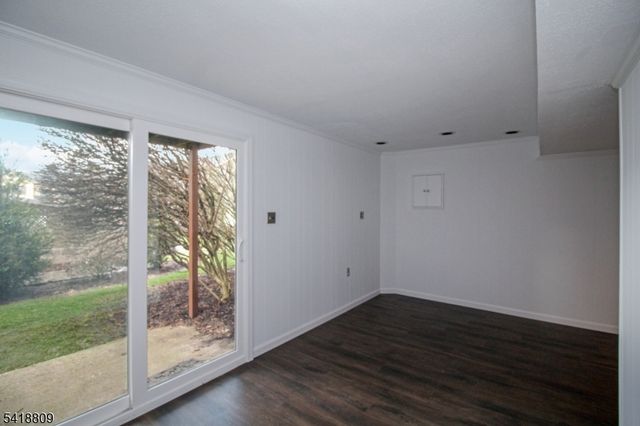 7 Duck Hawk Ct, Allamuchy Twp., NJ 07840