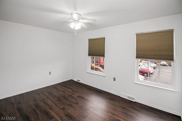 7 Duck Hawk Ct, Allamuchy Twp., NJ 07840