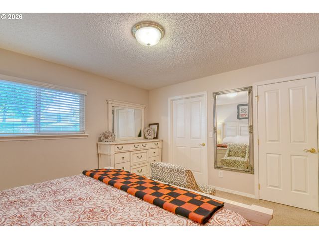1900 Nw CARDEN Ave 2, Pendleton, OR 97801