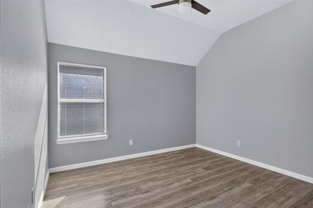 308 Hardeman Boulevard, Justin, TX 76247