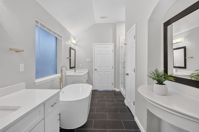 308 Hardeman Boulevard, Justin, TX 76247