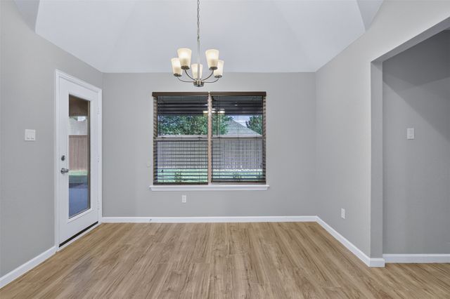 308 Hardeman Boulevard, Justin, TX 76247