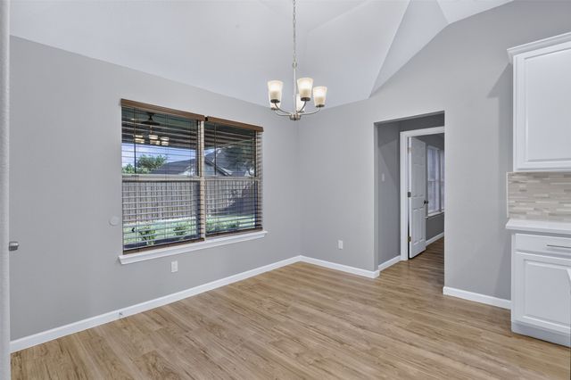 308 Hardeman Boulevard, Justin, TX 76247