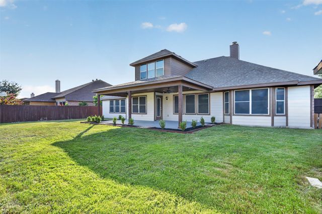 308 Hardeman Boulevard, Justin, TX 76247